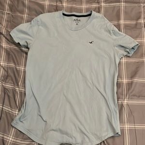 Hollister tee shirt